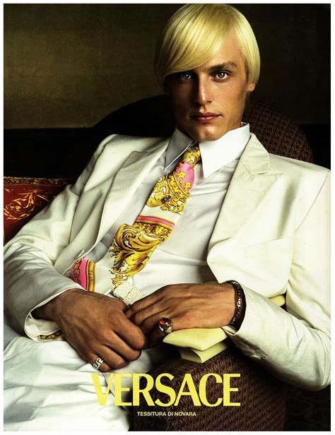 versace uhr werbung 2000|versace spring 2000.